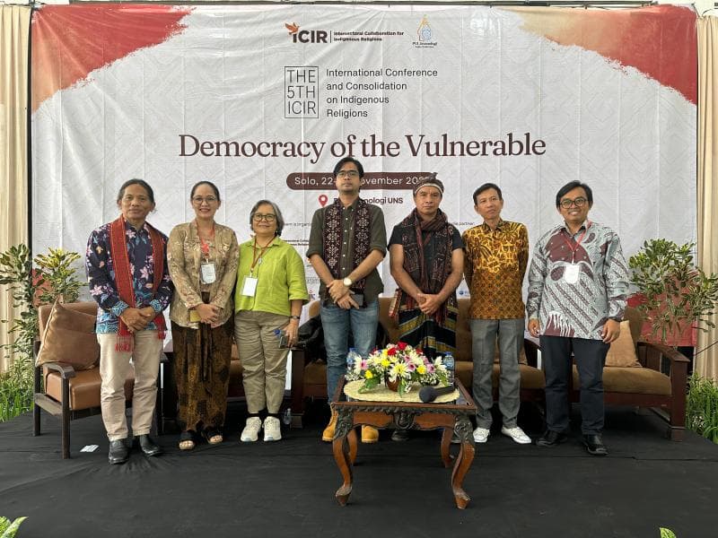 Para pembicara sesi plenary hari pertama Konferensi ICIR ke-5. (Dokumentasi ICIR)