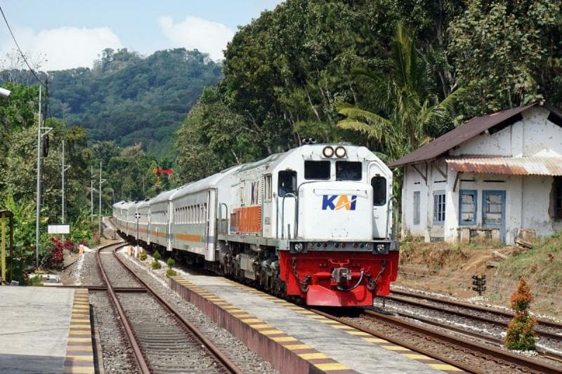 KA Blambangan Ekpres layani rute Pasarsenen, Jakarta - Ketapang, Banyuwangi PP. (Humas KAI Jember)