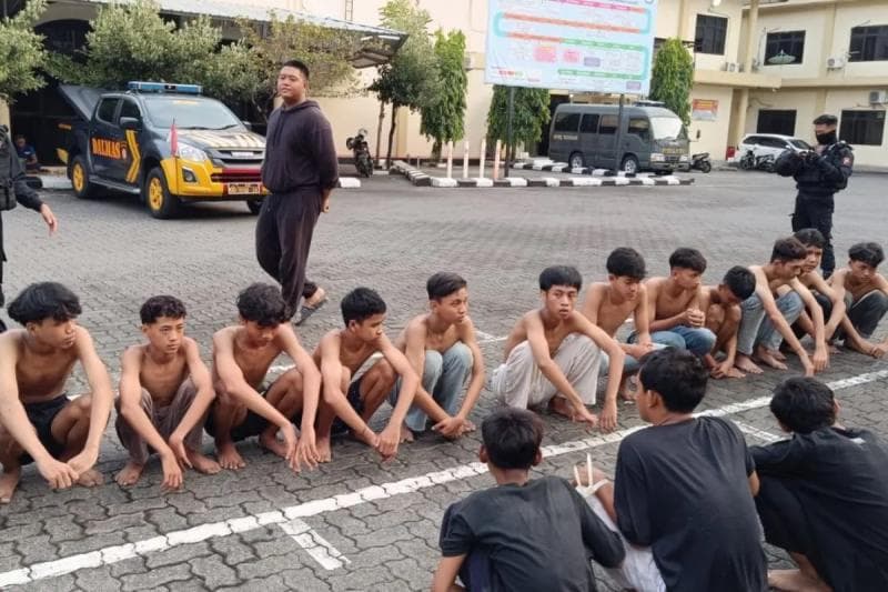 Sejumlah remaja yang diduga akan melakukan tawuran diamankan aparat Mapolrestabes Semarang. (Dok Polrestabes Semarang)