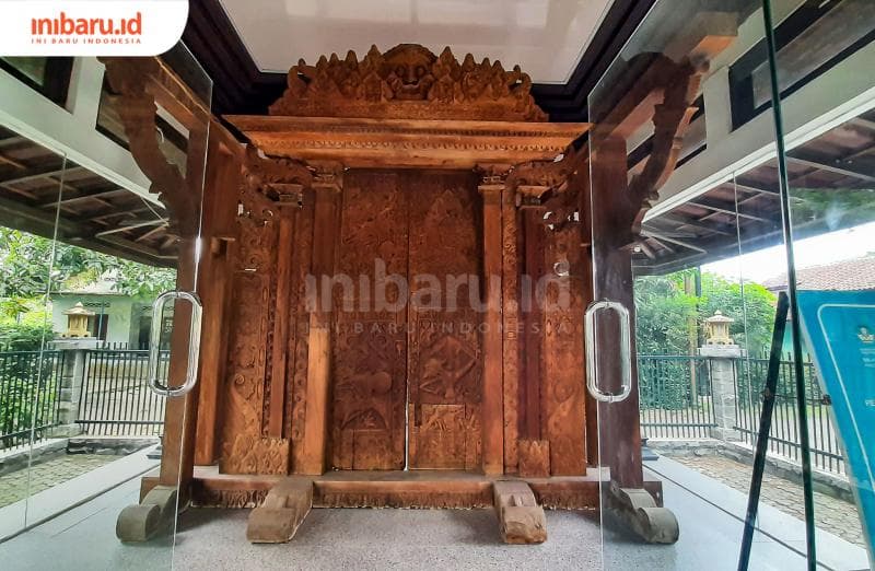 Lawang Kaputren Bajang Ratu atau yang dikenal dengan situs Gerbang Majapahit di Pati. (Inibaru.id/ Imam Khanafi)