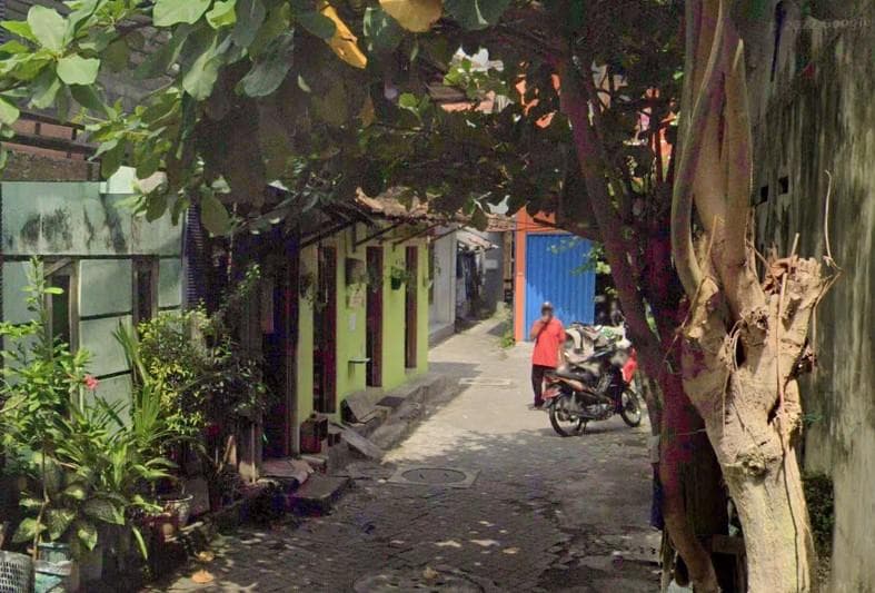 Warung Soto Rem-Bang ada di dalam Gang Kuwera yang cukup sempit. (Google Street View)